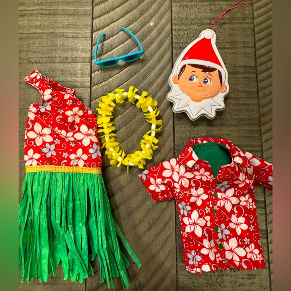 Elf On The Shelf a Holiday Tradition. Claus Couture Collection. - Picture 2 of 5